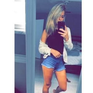 Meet your Posher, Bailey